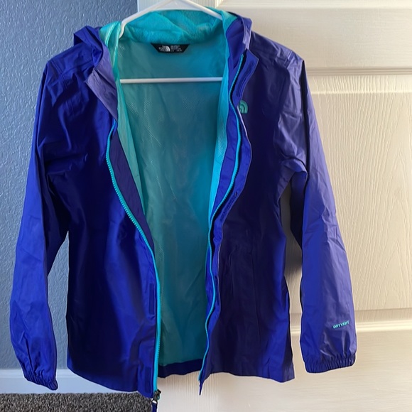 North Face Lightweight Wind Breaker - Picture 2 of 2